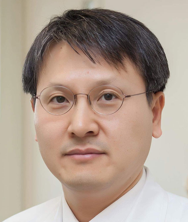 Kyoung-Hyo Choi (KR)